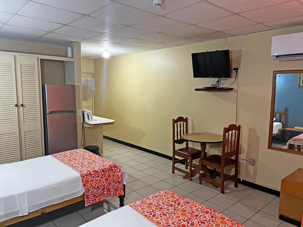 Sundeck Suites Boissiere Village Dış mekan fotoğraf